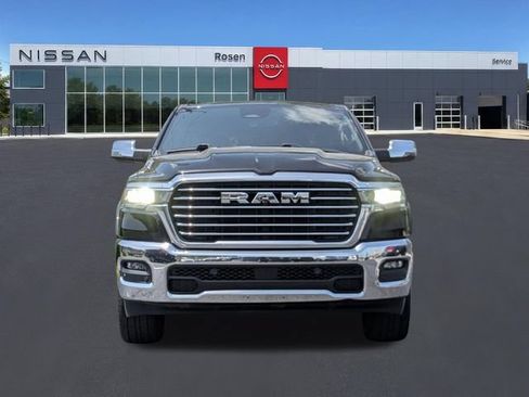 Used 2025 RAM 1500 Laramie AWD/4WD image 8