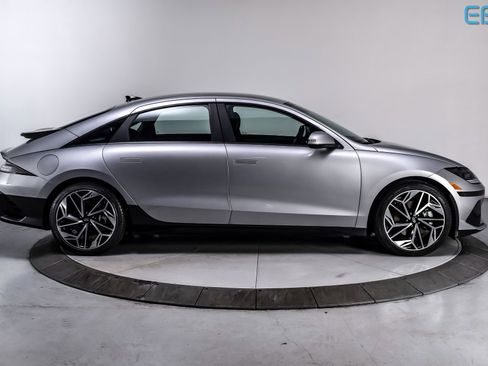 Used 2023 Hyundai Ioniq 6 SEL image 7