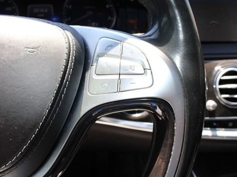 Used 2016 Mercedes-Benz S 550 Sedan image 23