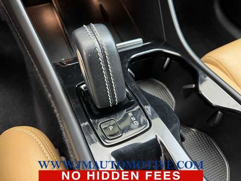 Used 2019 Volvo XC40 T5 Inscription AWD/4WD image 31