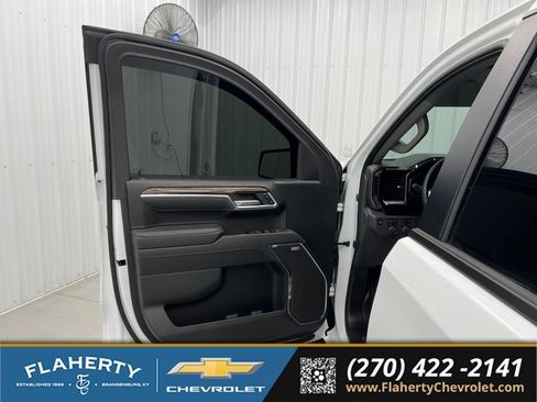 Used 2025 Chevrolet Silverado 1500 RST w/ RST All Star Premium Package AWD/4WD image 8