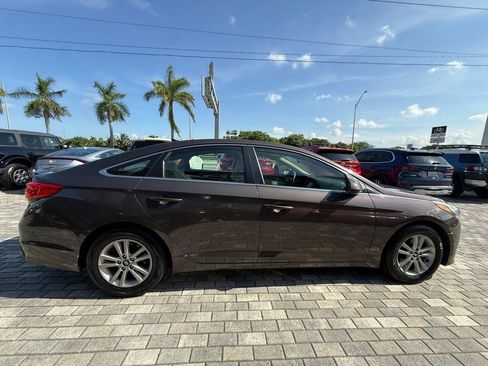 Used 2016 Hyundai Sonata SE FWD image 9