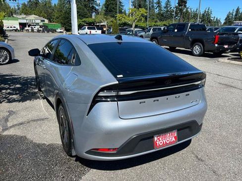 Certified 2026 Toyota Prius Plug-In Hybrid FWD image 9
