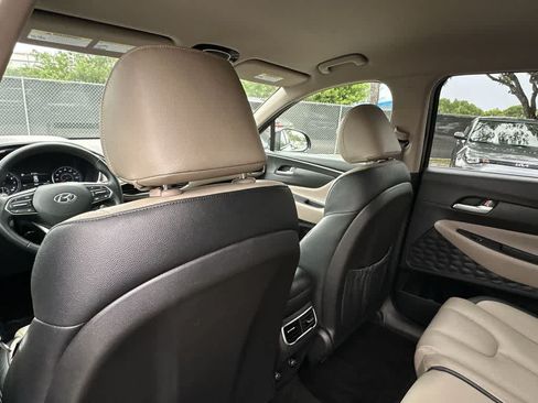 Used 2023 Hyundai Santa Fe SEL FWD image 16