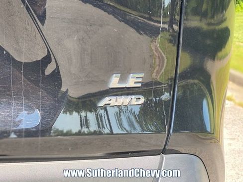 Used 2024 Toyota RAV4 LE AWD/4WD image 11