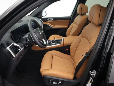 Used 2026 BMW X5 xDrive40i image 21
