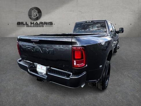 New 2026 RAM 3500 Big Horn AWD/4WD image 6