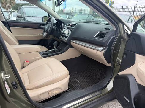 Used 2015 Subaru Outback 2.5i Limited AWD/4WD image 10