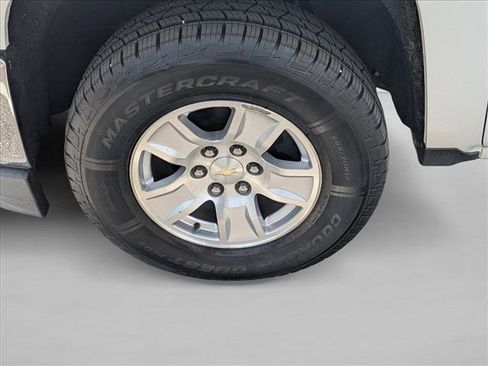 Used 2017 Chevrolet Silverado 1500 LT w/ All Star Edition RWD image 21