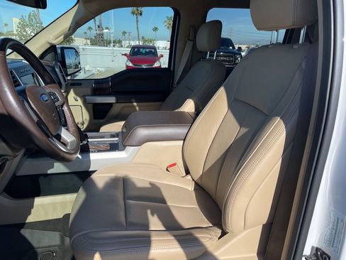 Used 2018 Ford F150 Lariat w/ Equipment Group 501A Mid image 12