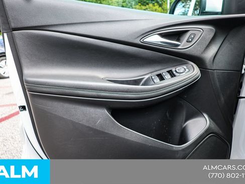 Used 2025 Buick Encore GX Preferred FWD image 35
