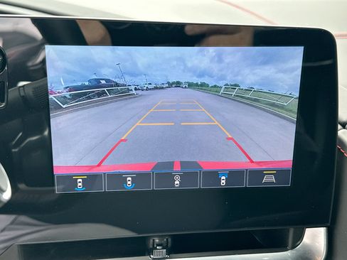 Used 2020 Chevrolet Corvette Stingray Premium Cpe w/ 3LT Preferred Equipment Group RWD image 17