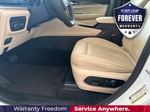 Used 2024 Jeep Grand Cherokee Limited 4xe AWD/4WD image 14