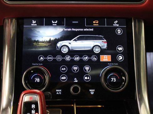 Used 2021 Land Rover Range Rover Sport SVR image 28