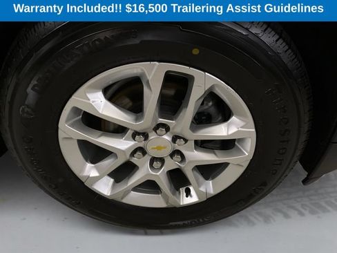 Used 2021 Chevrolet Traverse LT AWD/4WD image 16