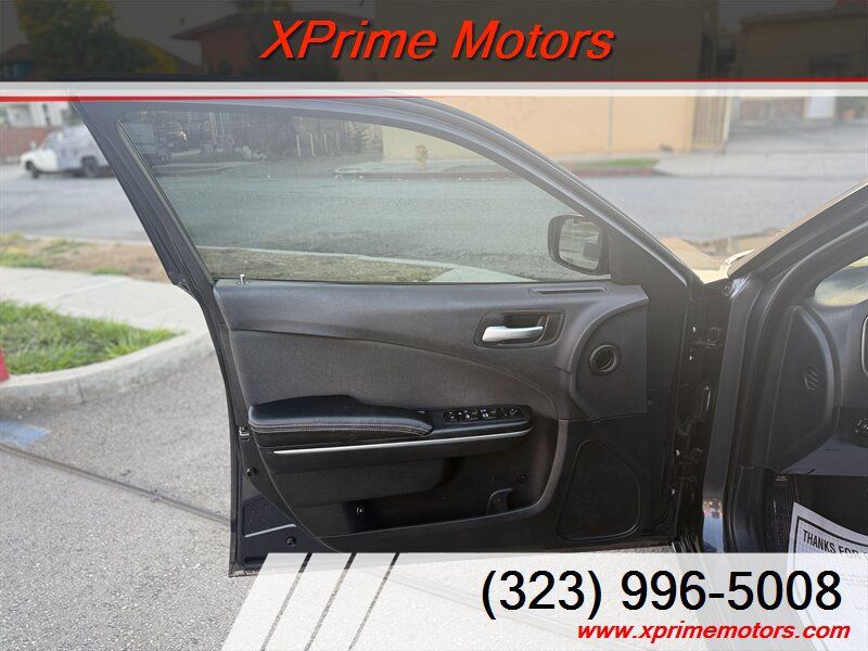 Used 2016 Dodge Charger SE w/ Popular Equipment Group RWD image 12