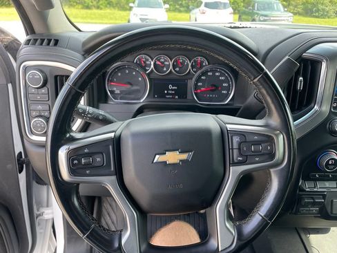 Used 2023 Chevrolet Silverado 2500 LT AWD/4WD image 10