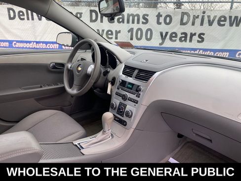 Used 2012 Chevrolet Malibu LS image 16