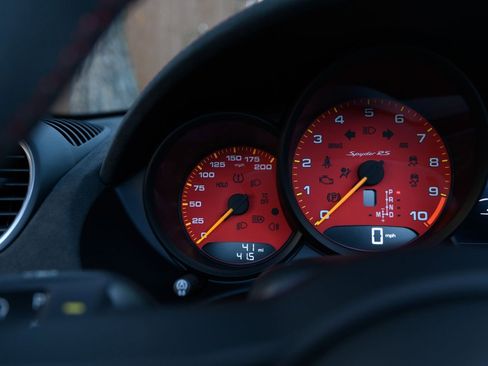 Used 2025 Porsche 718 Boxster Spyder RS image 18