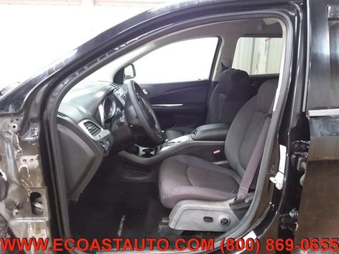 Used 2016 Dodge Journey SXT w/ Comfort/Convenience Group image 10