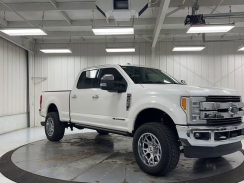 Used 2018 Ford F350 King Ranch w/ King Ranch Ultimate Package AWD/4WD image 2