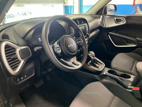 Used 2024 Kia Soul LX w/ Option Group 015 FWD image 23