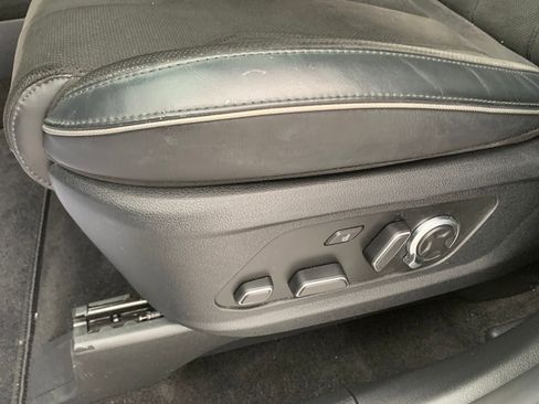 Used 2024 Hyundai Palisade Calligraphy image 14