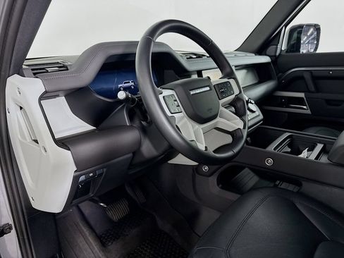 Certified 2024 Land Rover Defender 110 S AWD/4WD image 4