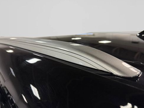 Used 2019 Ford Edge Titanium image 46