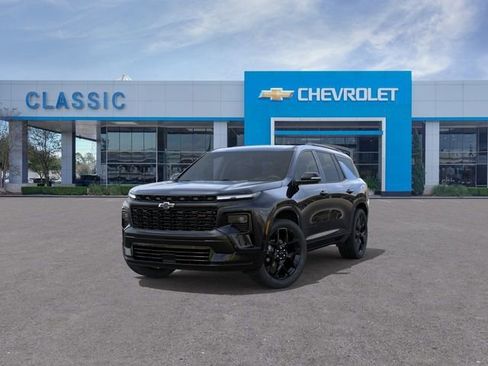 New 2026 Chevrolet Traverse RS w/ LPO, Floor Liner Package FWD image 8