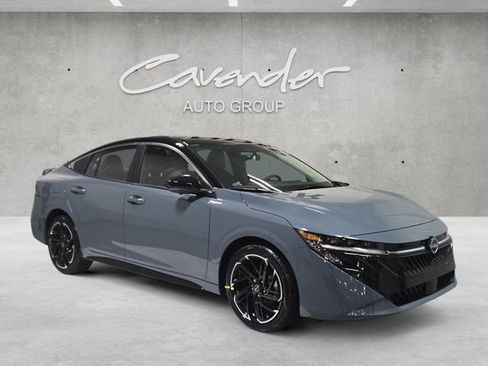 New 2026 Nissan Sentra SR image 2