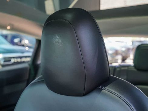 Used 2022 Tesla Model Y Performance AWD/4WD image 25