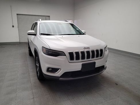 Used 2019 Jeep Cherokee Limited image 14