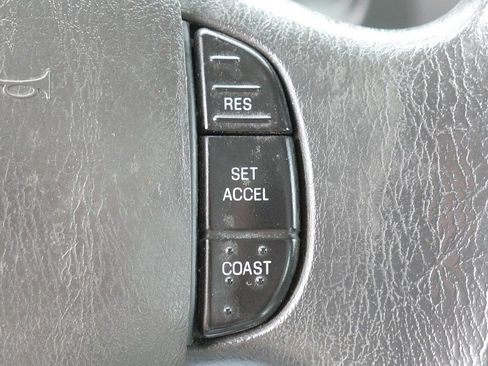 Used 2013 Ford E-250 and Econoline 250 image 21