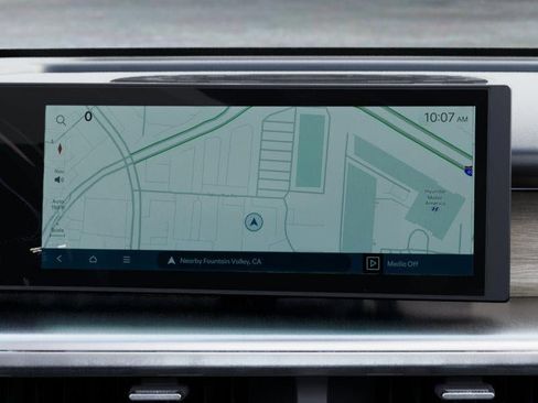 New 2026 Hyundai Ioniq 9 Limited image 13