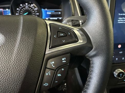 Used 2024 Ford Edge SEL w/ Convenience Package image 17