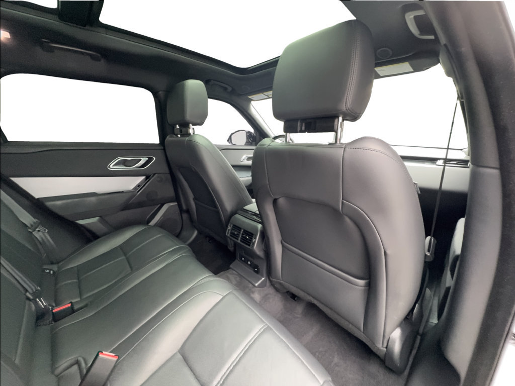 Used 2025 Land Rover Range Rover Velar S AWD/4WD image 30