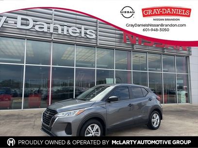 Certified 2025 Nissan Kicks Play S