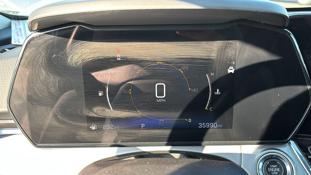 Used 2025 Chevrolet Trax LT FWD image 14