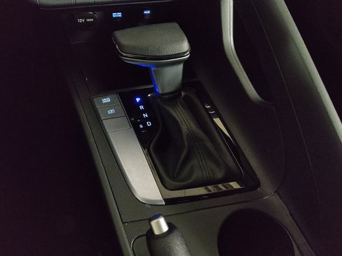 Used 2024 Hyundai Elantra SEL image 26