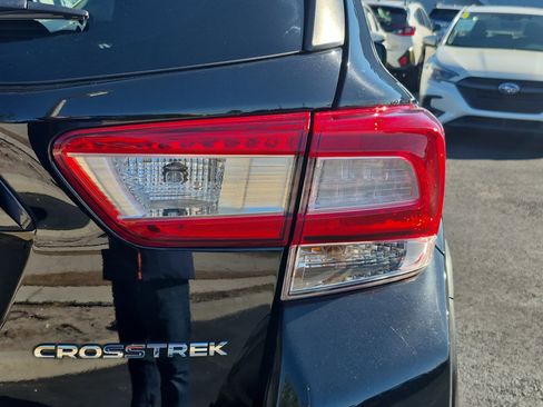 Used 2019 Subaru Crosstrek 2.0i Premium w/ Eyesight System image 11