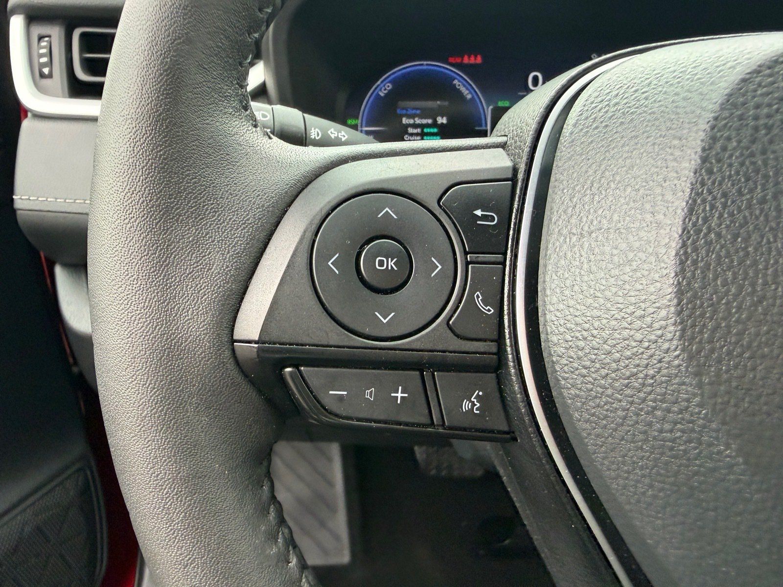 Used 2024 Toyota RAV4 Limited w/ Advanced Technology Package AWD/4WD image 18