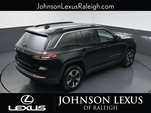 Used 2023 Jeep Grand Cherokee 4WD 4xe image 29