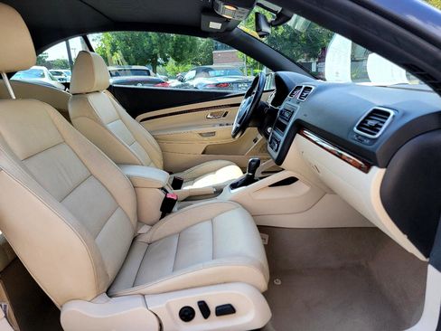 Used 2012 Volkswagen Eos Lux image 31