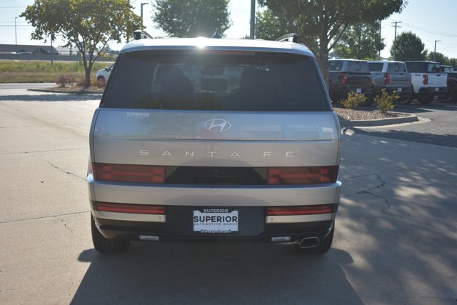 Used 2024 Hyundai Santa Fe Limited FWD image 6