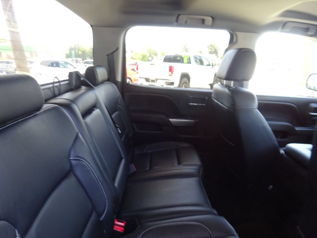 Used 2018 Chevrolet Silverado 1500 LT w/ All Star Edition RWD image 23