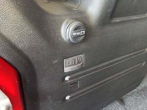 Used 2023 Jeep Wrangler Unlimited Sahara w/ Cold Weather Group AWD/4WD image 22