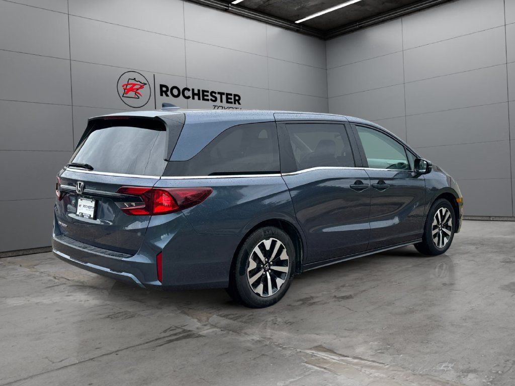 Used 2025 Honda Odyssey EX-L image 5