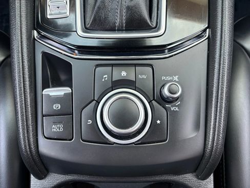 Used 2018 MAZDA CX-5 Touring image 52