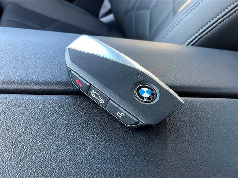 Used 2024 BMW i5 eDrive40i w/ Premium Package image 14